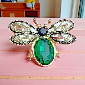 Vintage Bee Brooch – Green Gemstone Body, Crystal Wings, 1.25 Inches